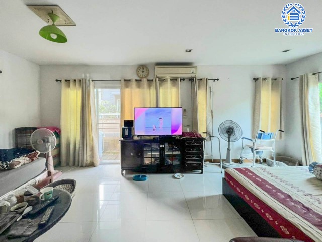 *****บ้านเดี่ยวมือสองนนทบุรี ม.พฤกษาวิลเลจ28 บางใหญ่-กาญจนาภิเษก  เนื้อที่กว้างขวางมากถึง 50.80  ตร.ว.  ฟังก์ชัน 3 ห้องนอน 2 ห้องน้ำ ที่จอดรถ 2 คัน บนทำเลแห่งการเดินทาง ใกล้รถไฟฟ้าสายสีม่วง "สถานีตลาดบางใหญ่"